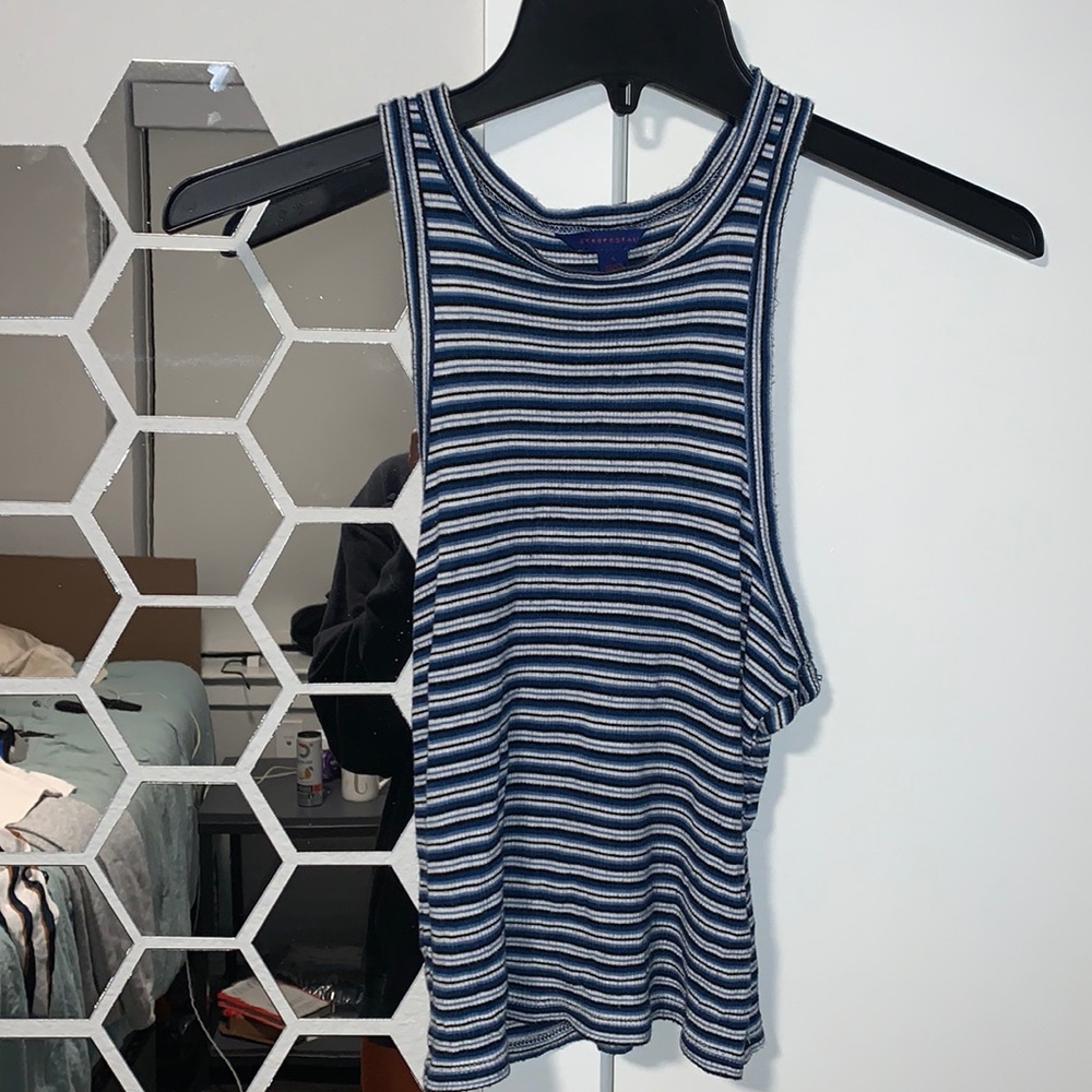 Aeropostale crop top